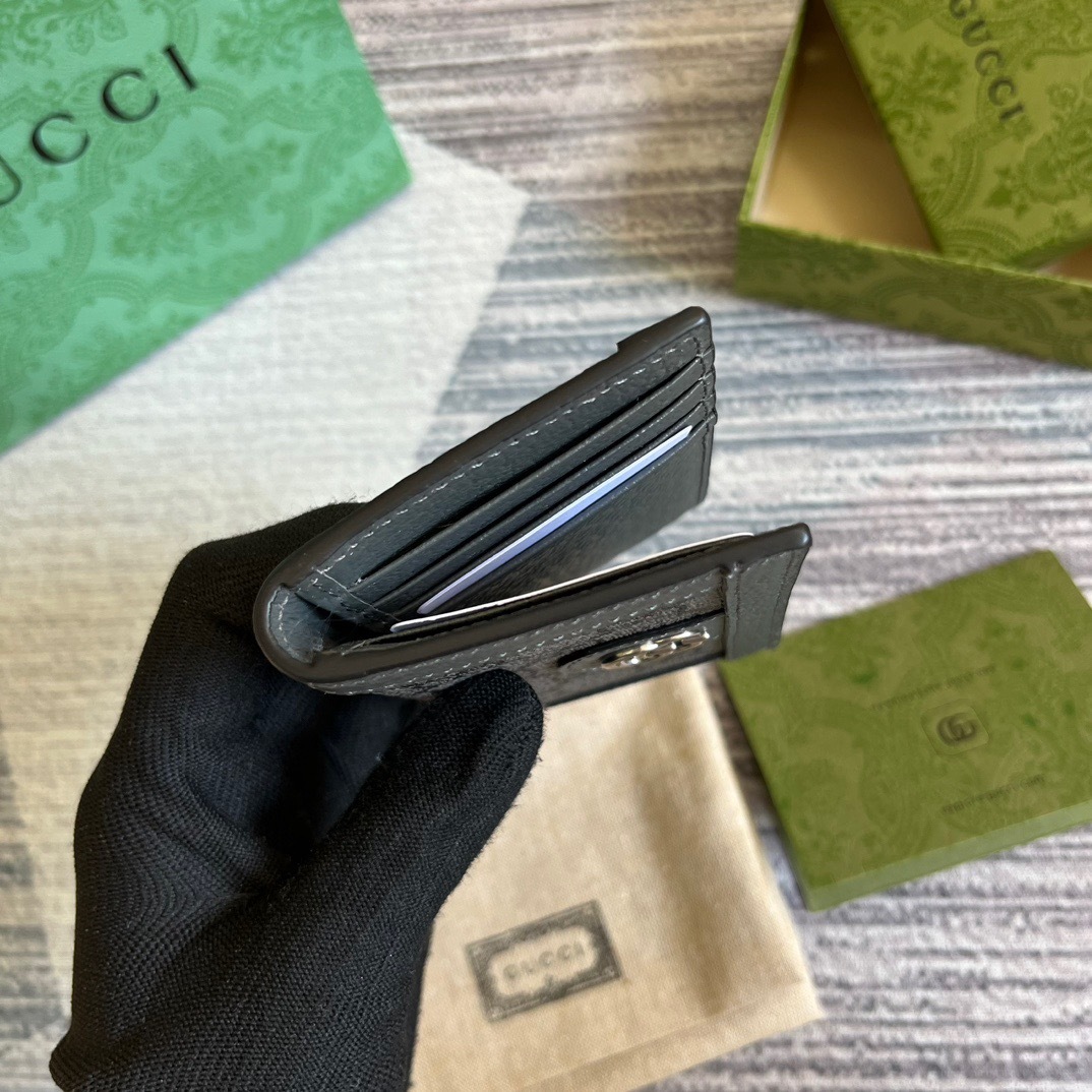 142480AA-724F-4E29-BC21-D2930EFDF31F