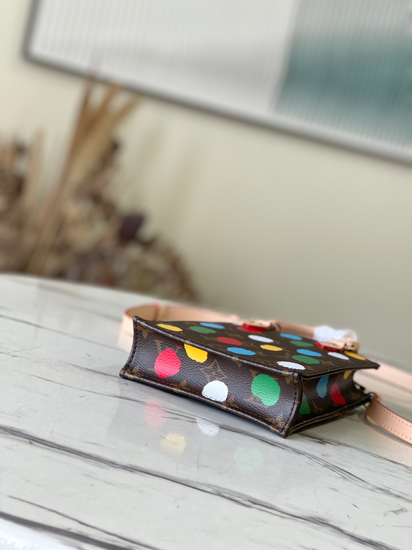 64E7C392-64FC-4E2C-95F0-87263161A3AF