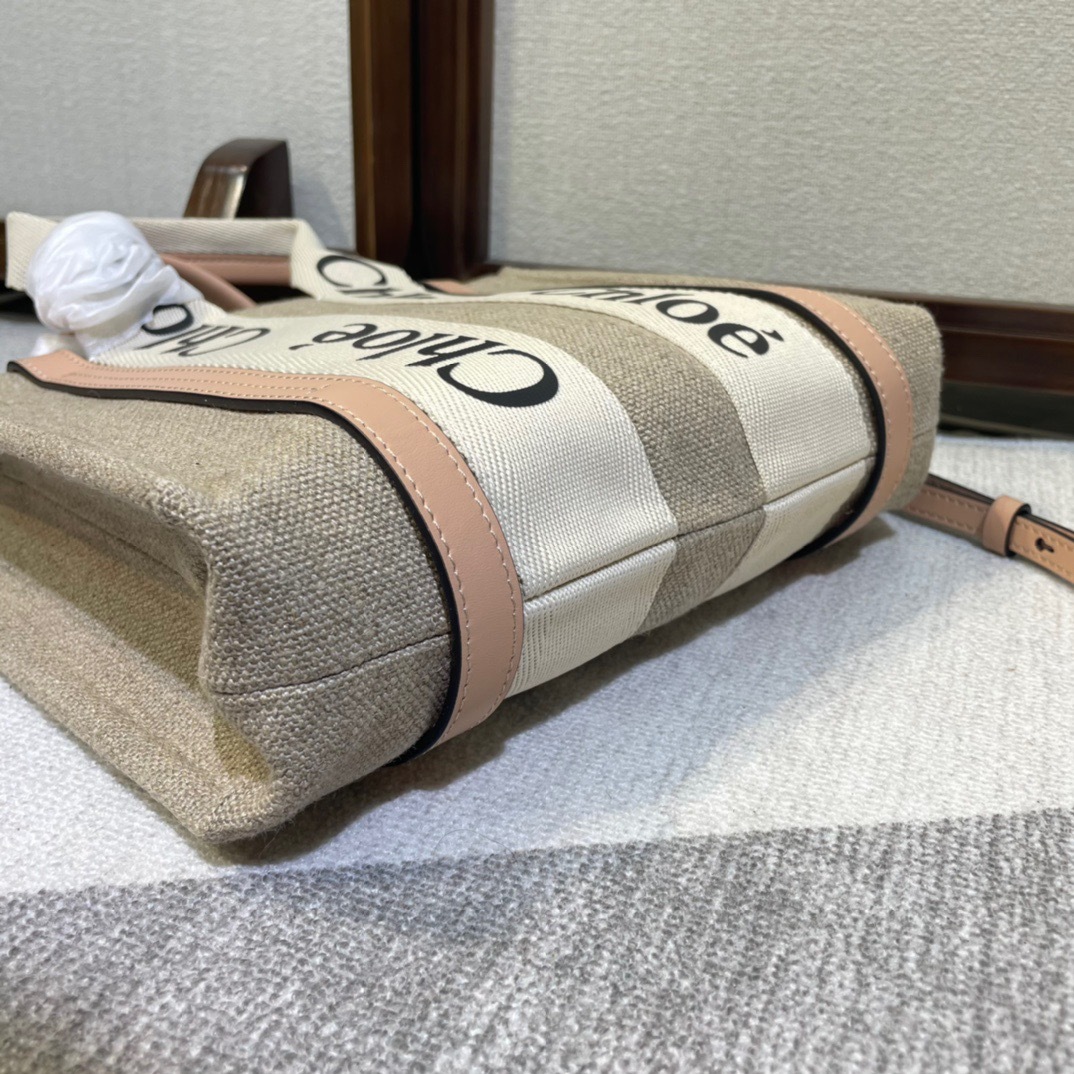 B981BDEF-C095-47D5-9B55-192CDA8F3598