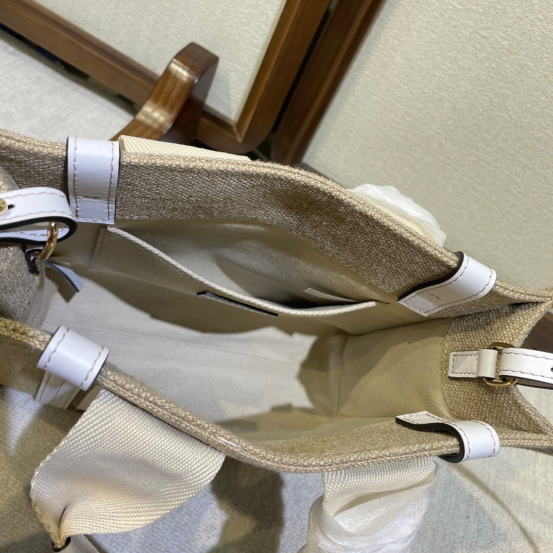 DECD2D3F-2C33-46C4-8B59-51DF4E647210