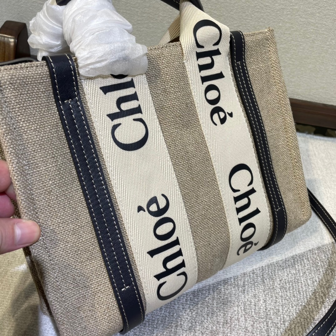 7D6F590C-2F54-403C-AD9A-A5B052F2C863