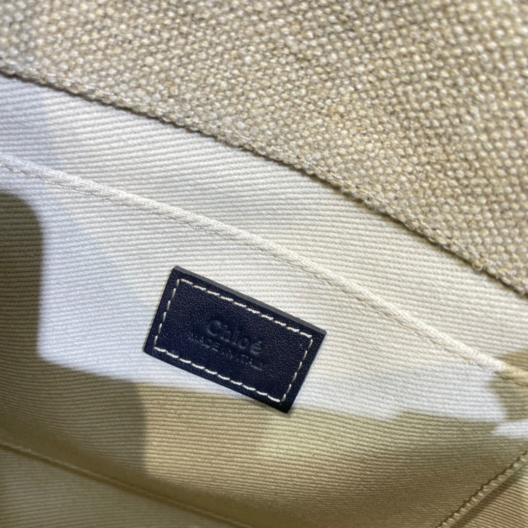 98727CD8-7181-4019-BD56-642C7067062E