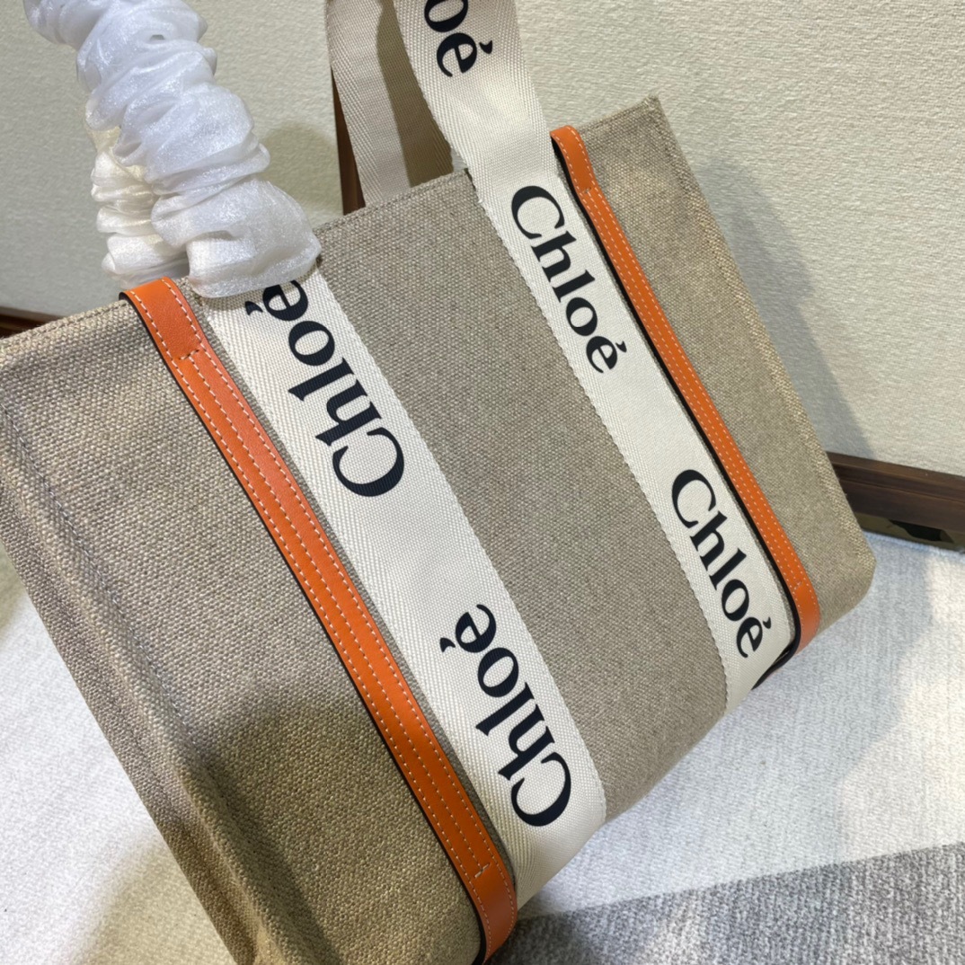 881CEC95-6943-4A1B-855C-3184E03AB404