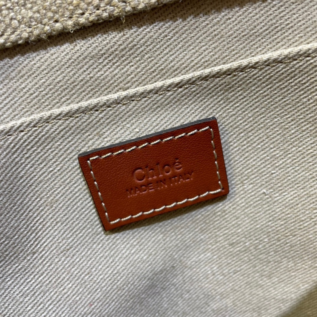 63F4F022-77B9-47E8-9C42-E91A1115EB60