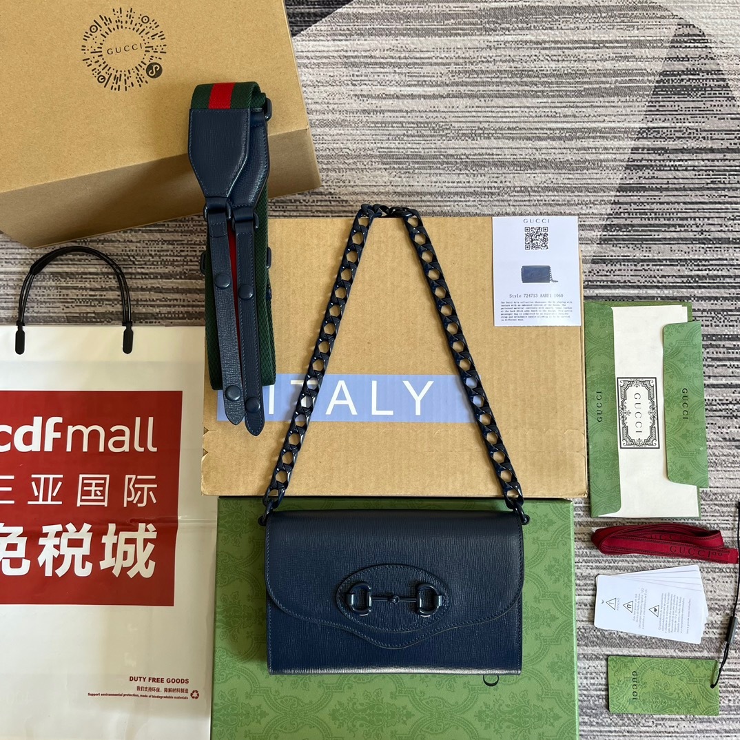 F4636D87-7199-412D-8698-B93CAAE71CDD