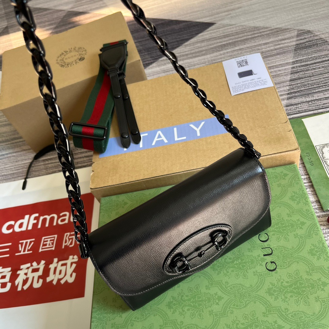 EA2EEF5A-CCE0-4206-9464-3B784E7EAFBE