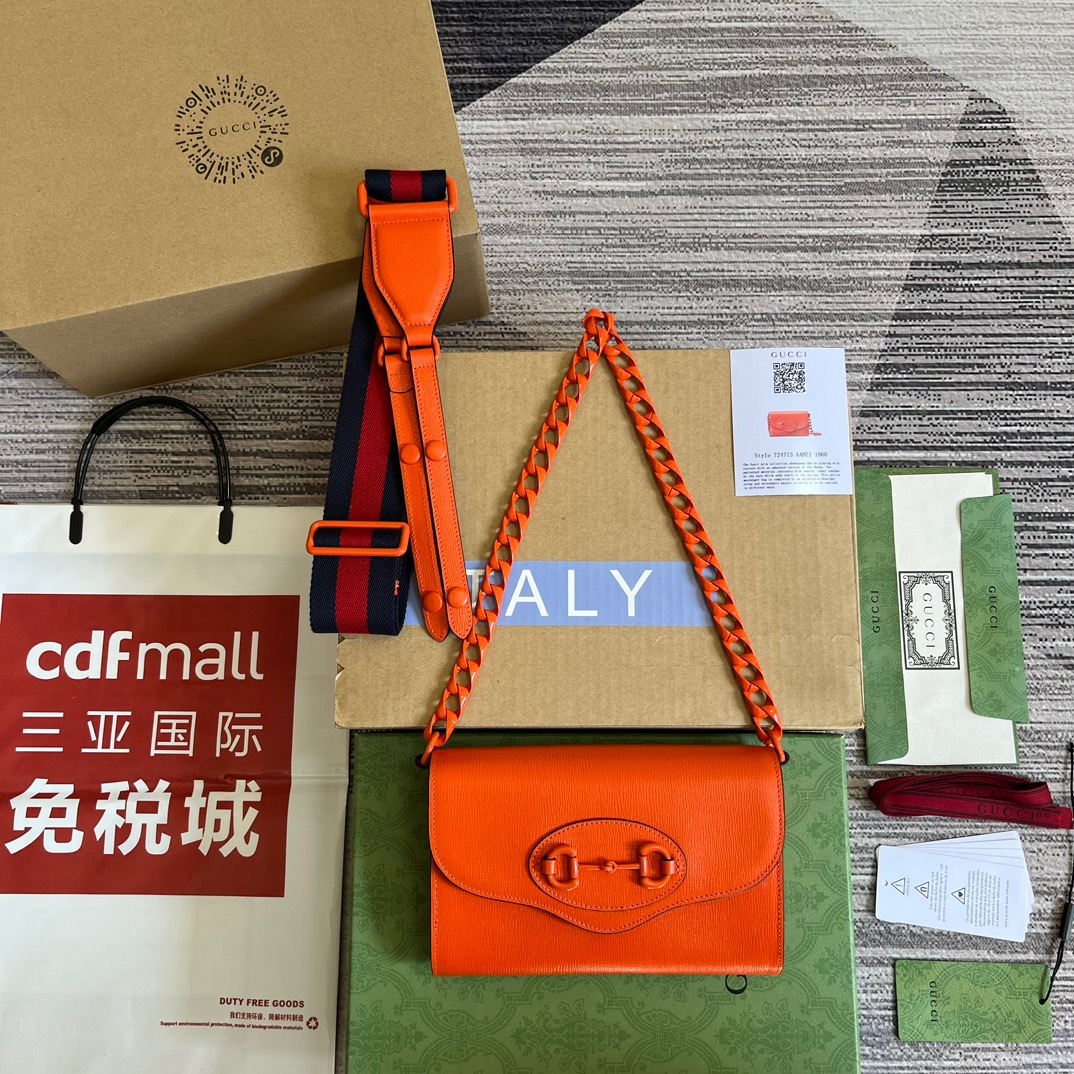 EBC5C50A-FF30-441A-BFC9-E82484E73828