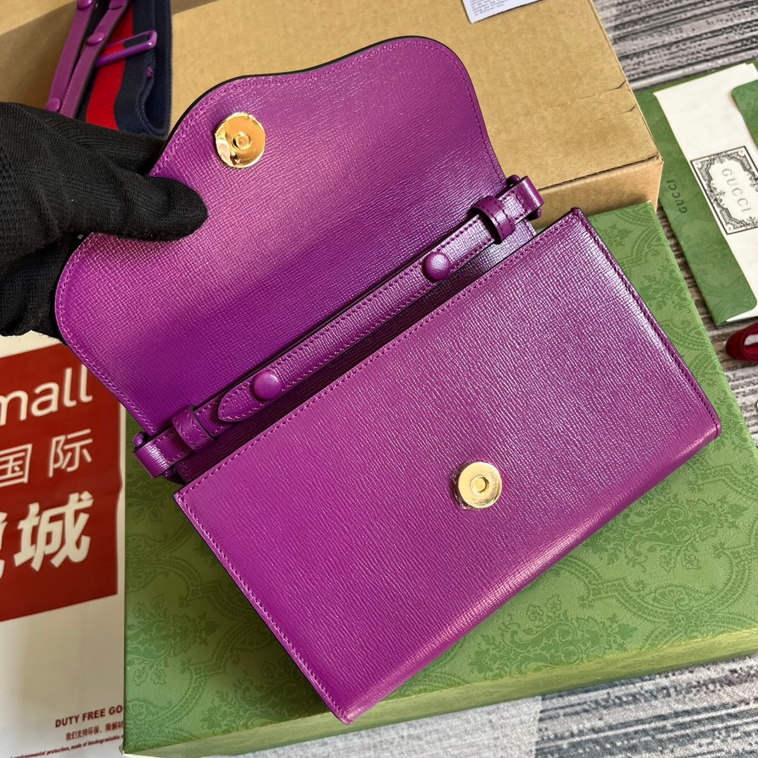 B8A5C543-8D8B-45DA-8CE5-6E06EED287EC