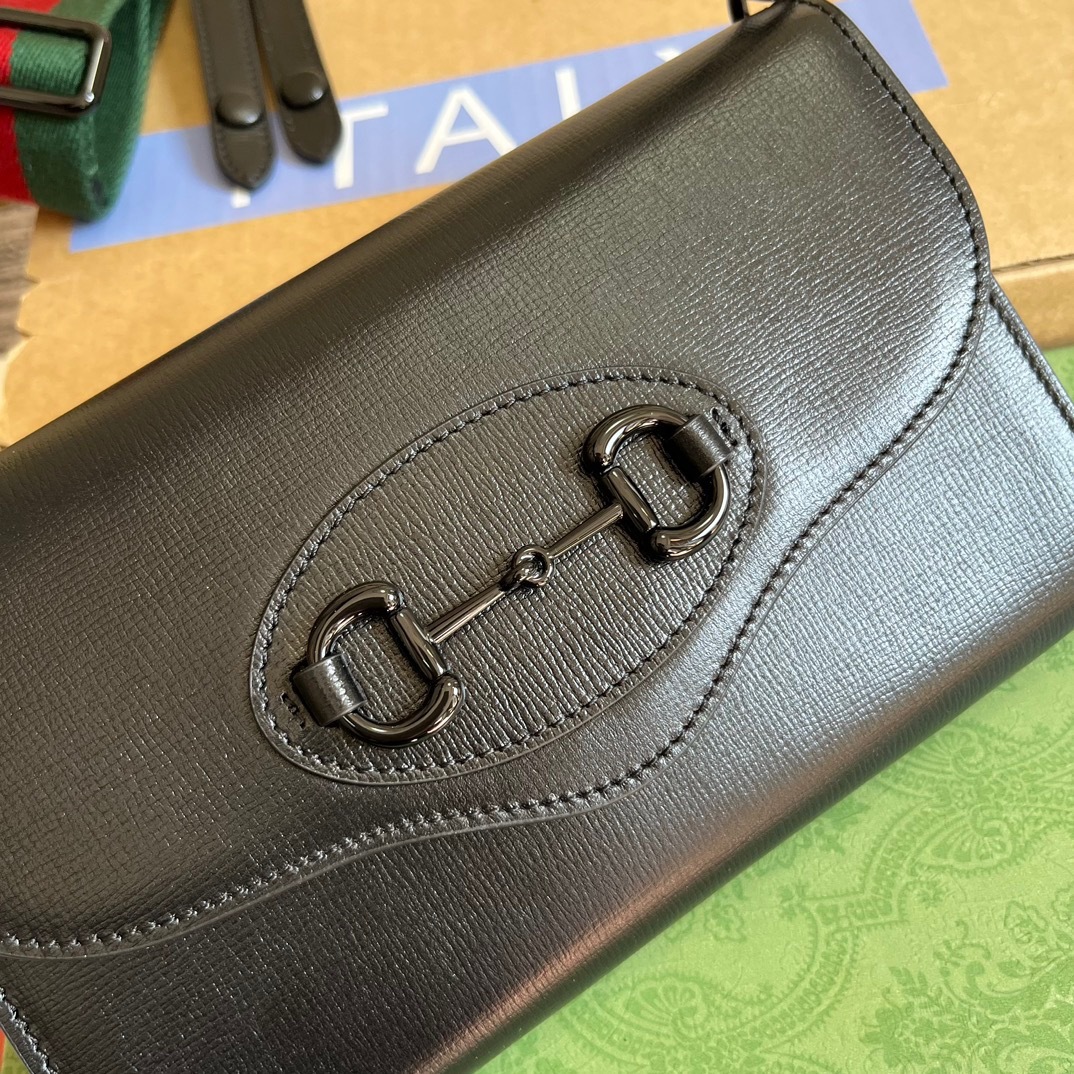 D7D82072-A8CC-4369-A53F-7CFC238AE043