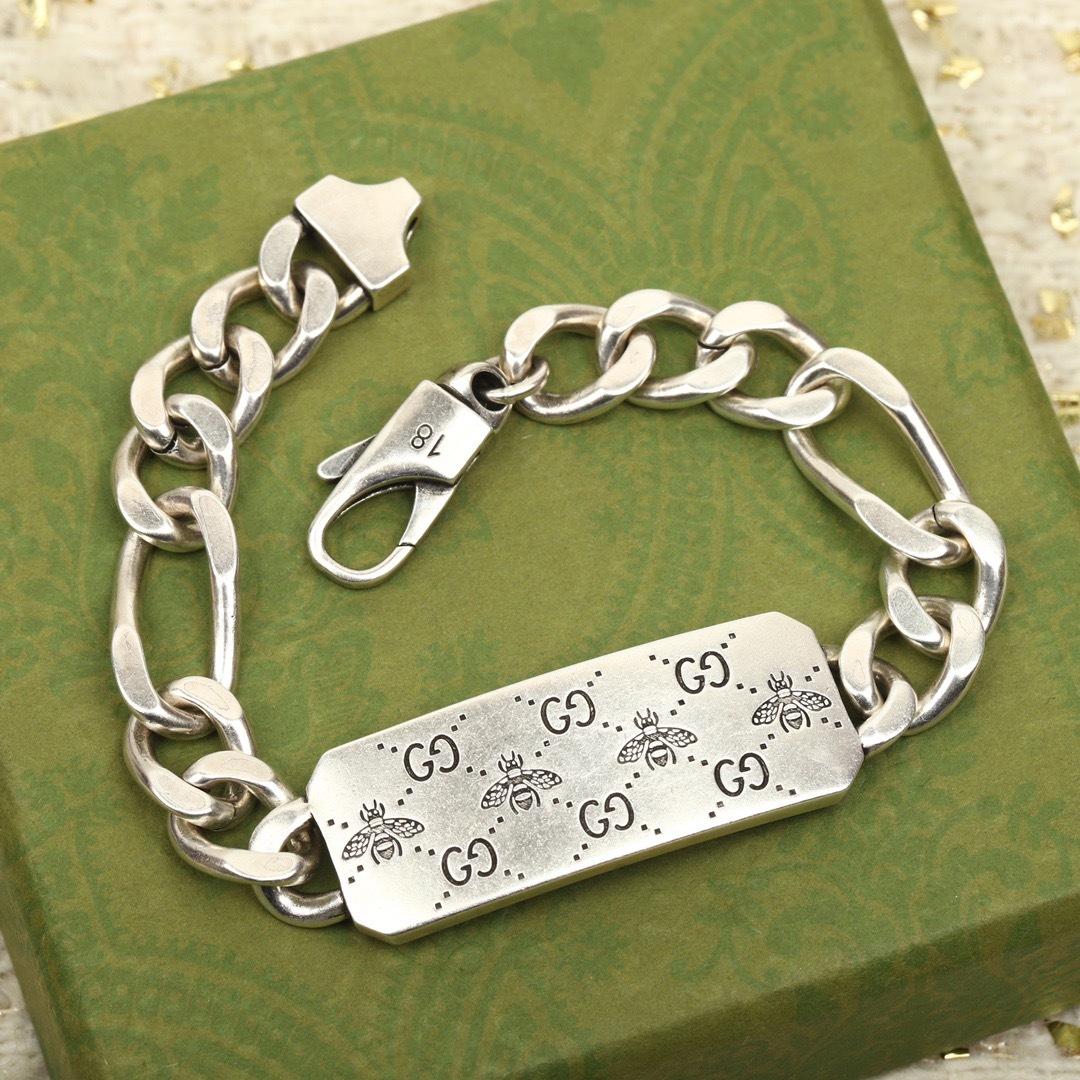 28939663-E4FB-4407-86A1-ED55E284FA22