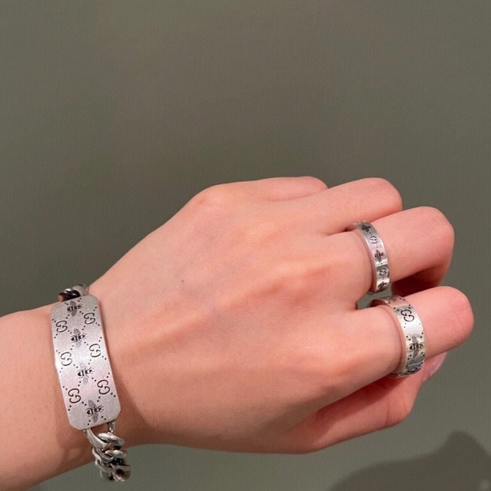 EAFFA036-3CEE-48B2-9FC3-191F81355057