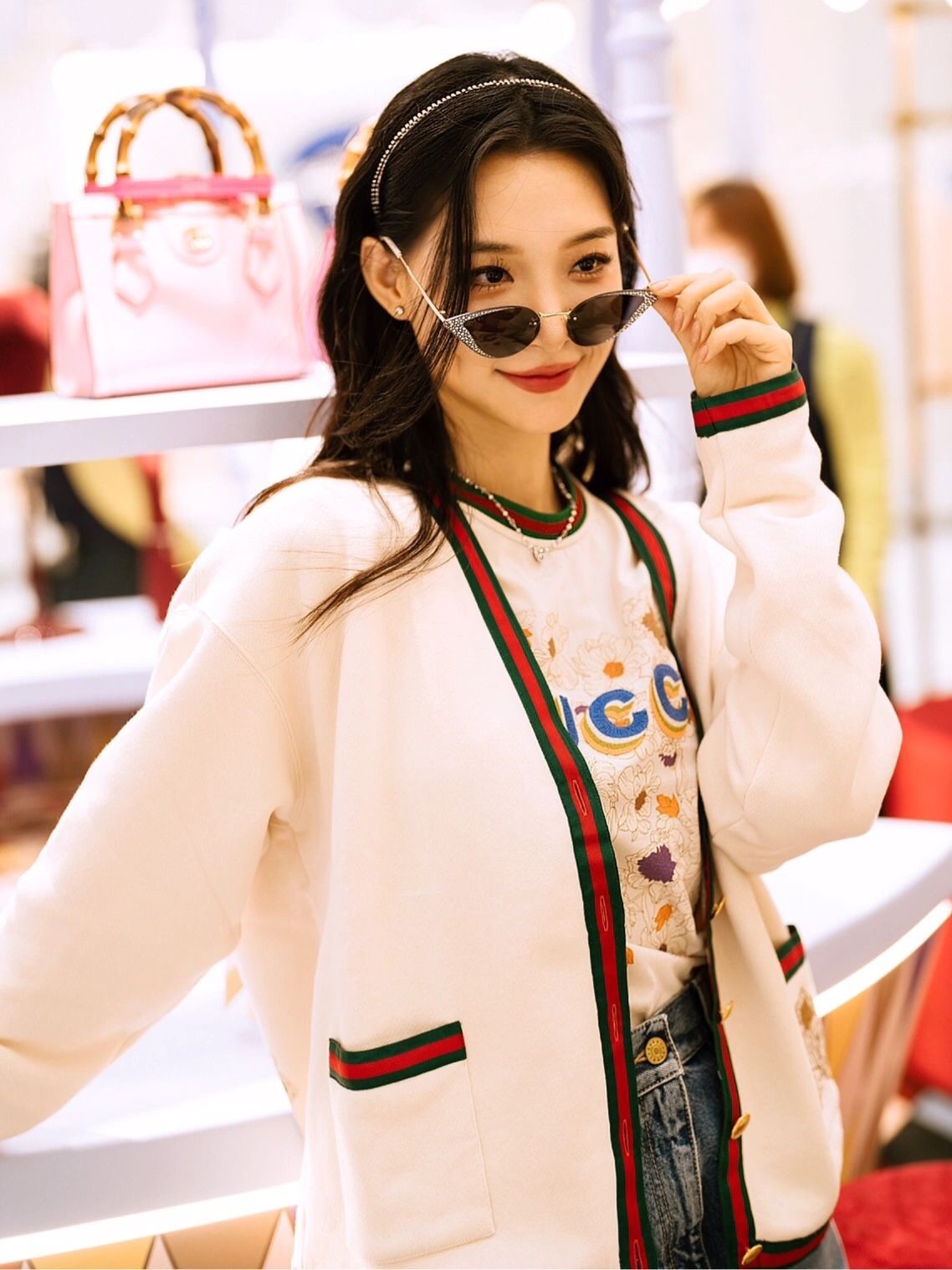 006E6D24-A0D8-4881-9AA6-F07CB97AD898