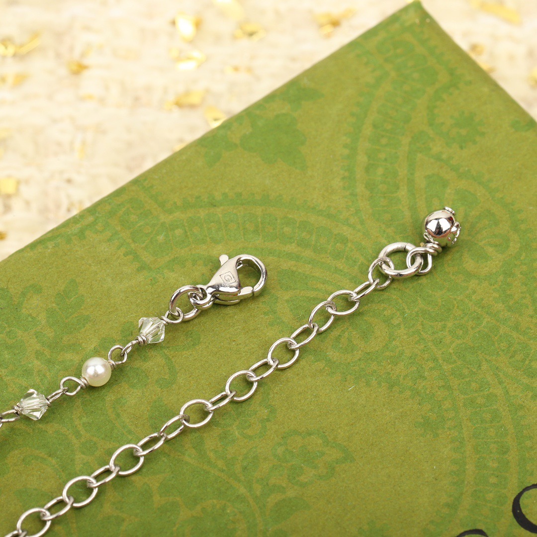 8EA9BB27-FAB0-4DBF-99D9-53E81CA32831