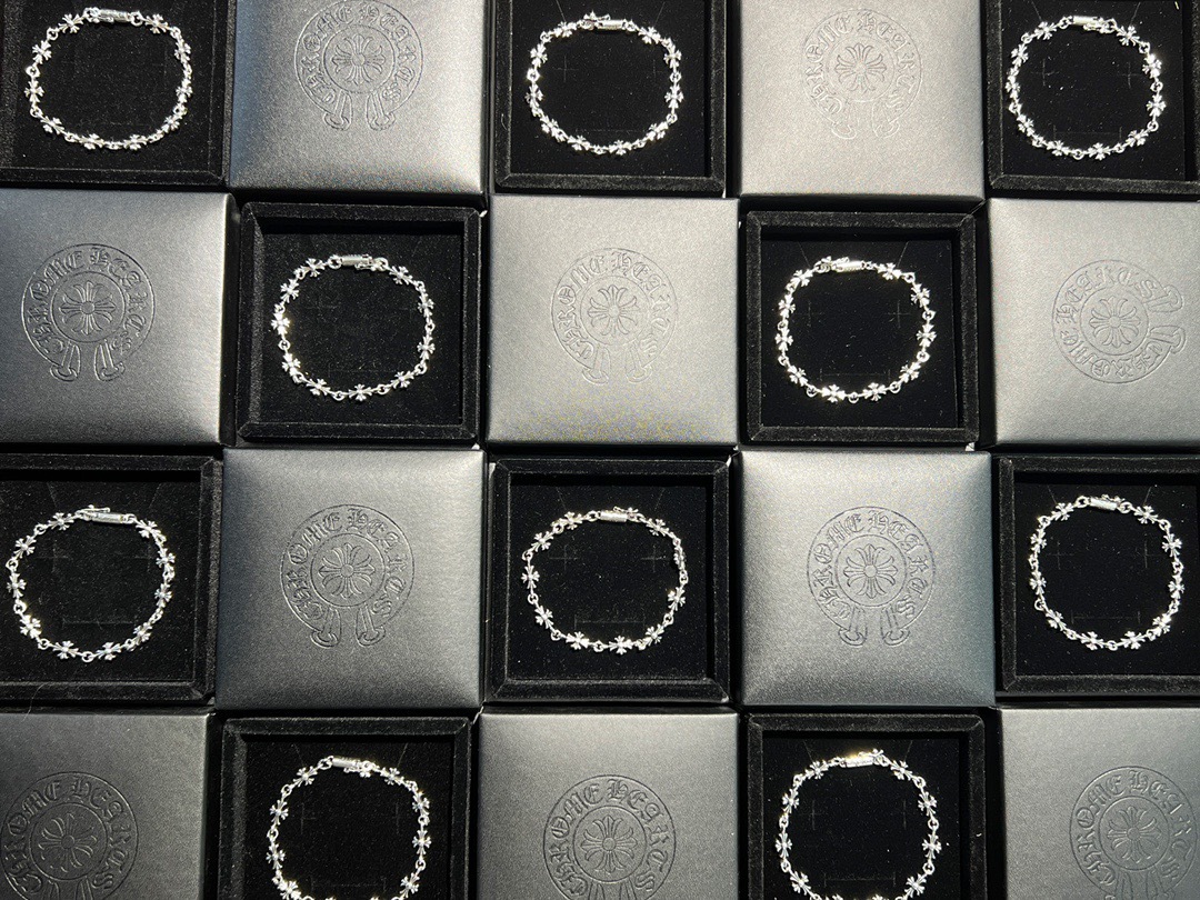 93E42919-20F6-4279-9468-3499FA18F0E1