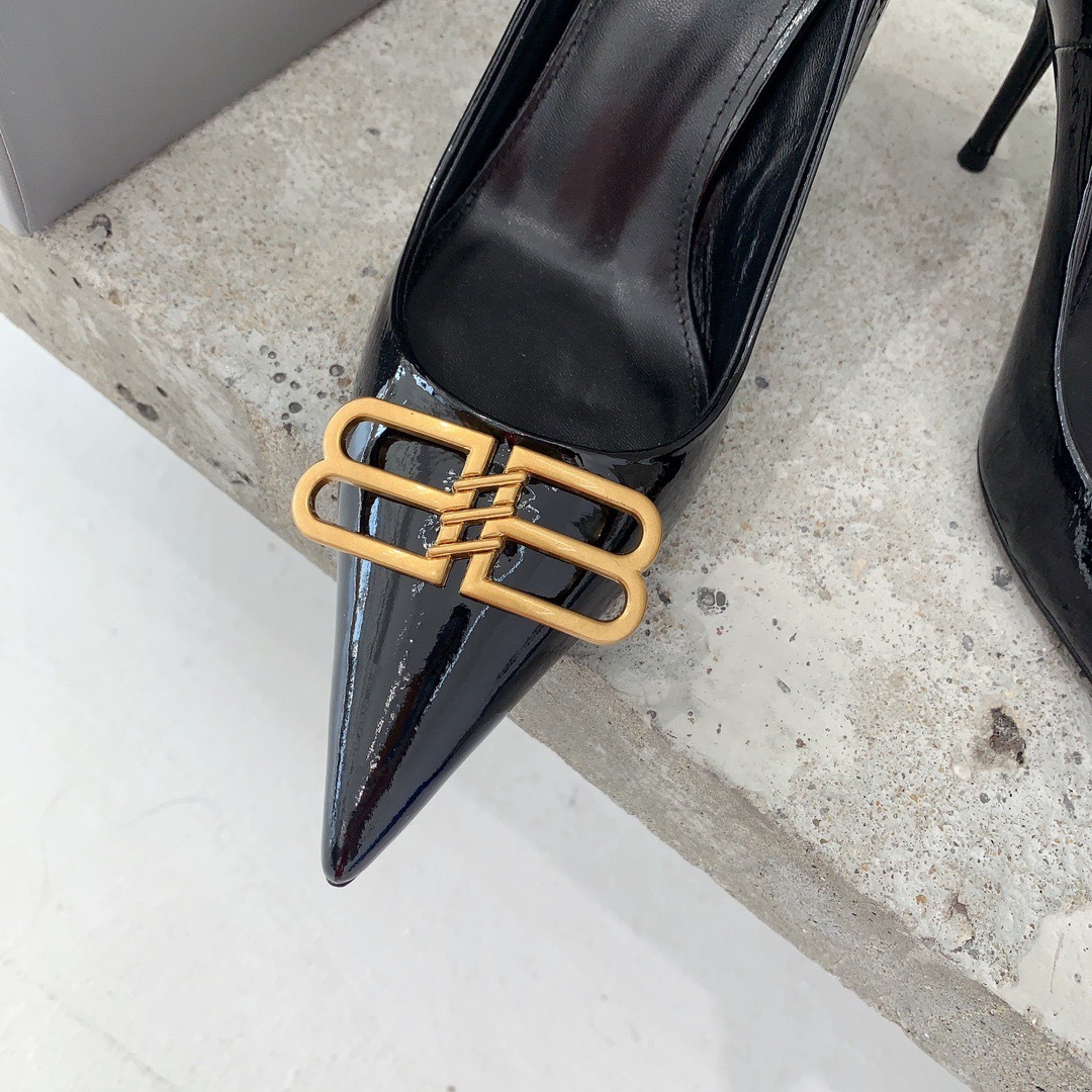 903C8337-F354-40E4-BE31-335452236F50