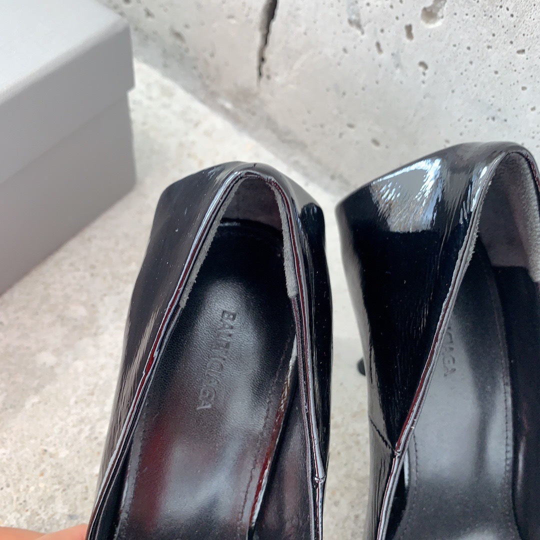 4FD2FA7F-43C7-4856-AE99-41DC2EBFC4AD