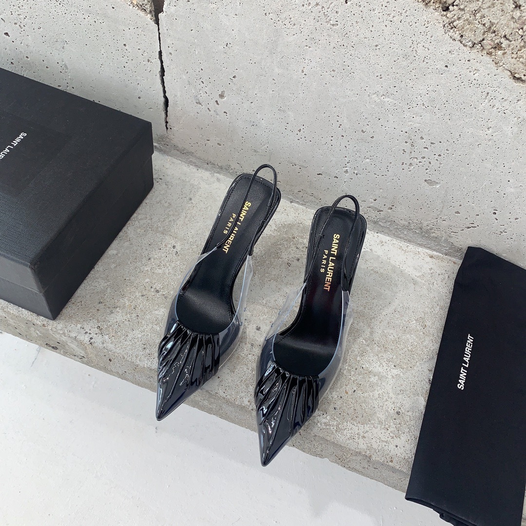 30A5D375-9494-41FF-BB25-29927581952C