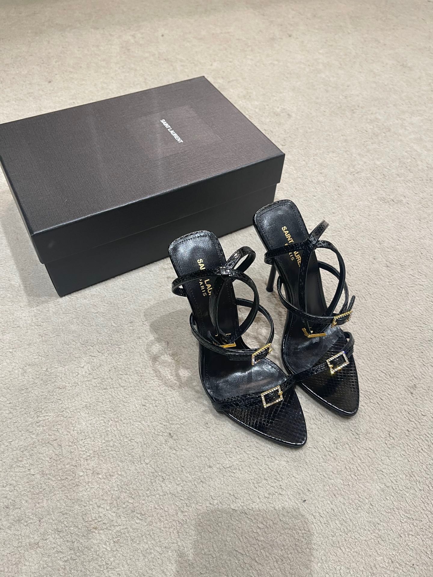 03E73CCD-4CA0-406F-A4B4-A8F1C5947EF5