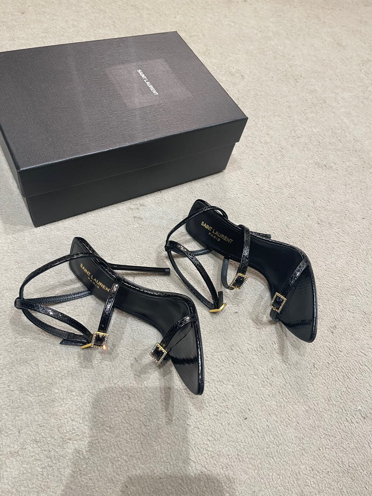 108A6E82-EF43-4E1D-A11D-971CDC17A84C