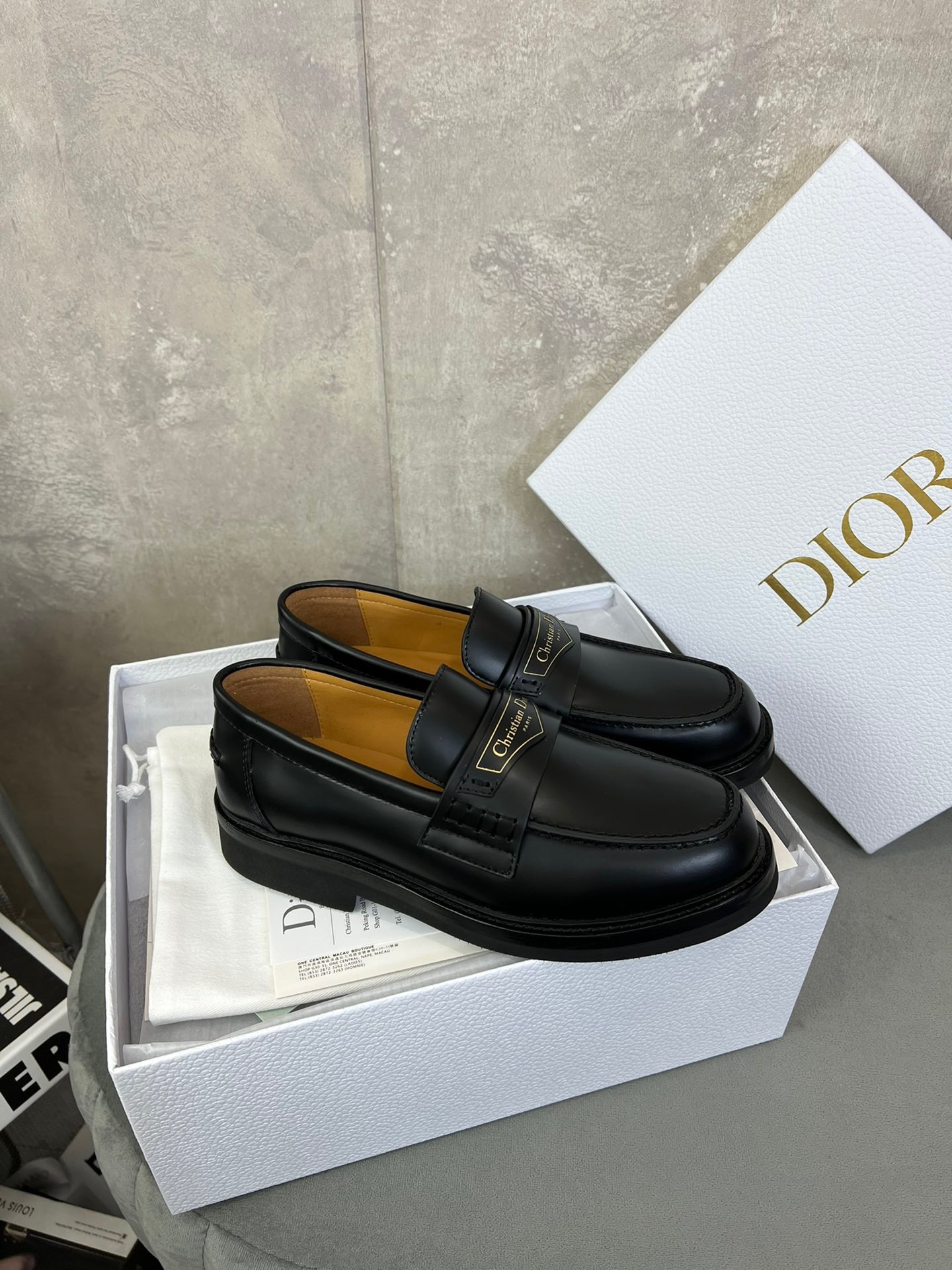 98FE5268-6EFB-47B4-A65A-DA17E990EF8F