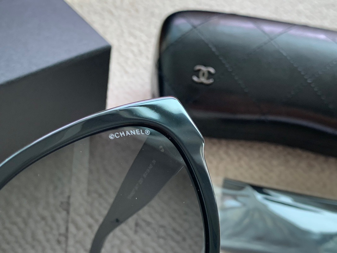 51737A9E-D0C9-4D0E-B053-1B8A2C182A2D