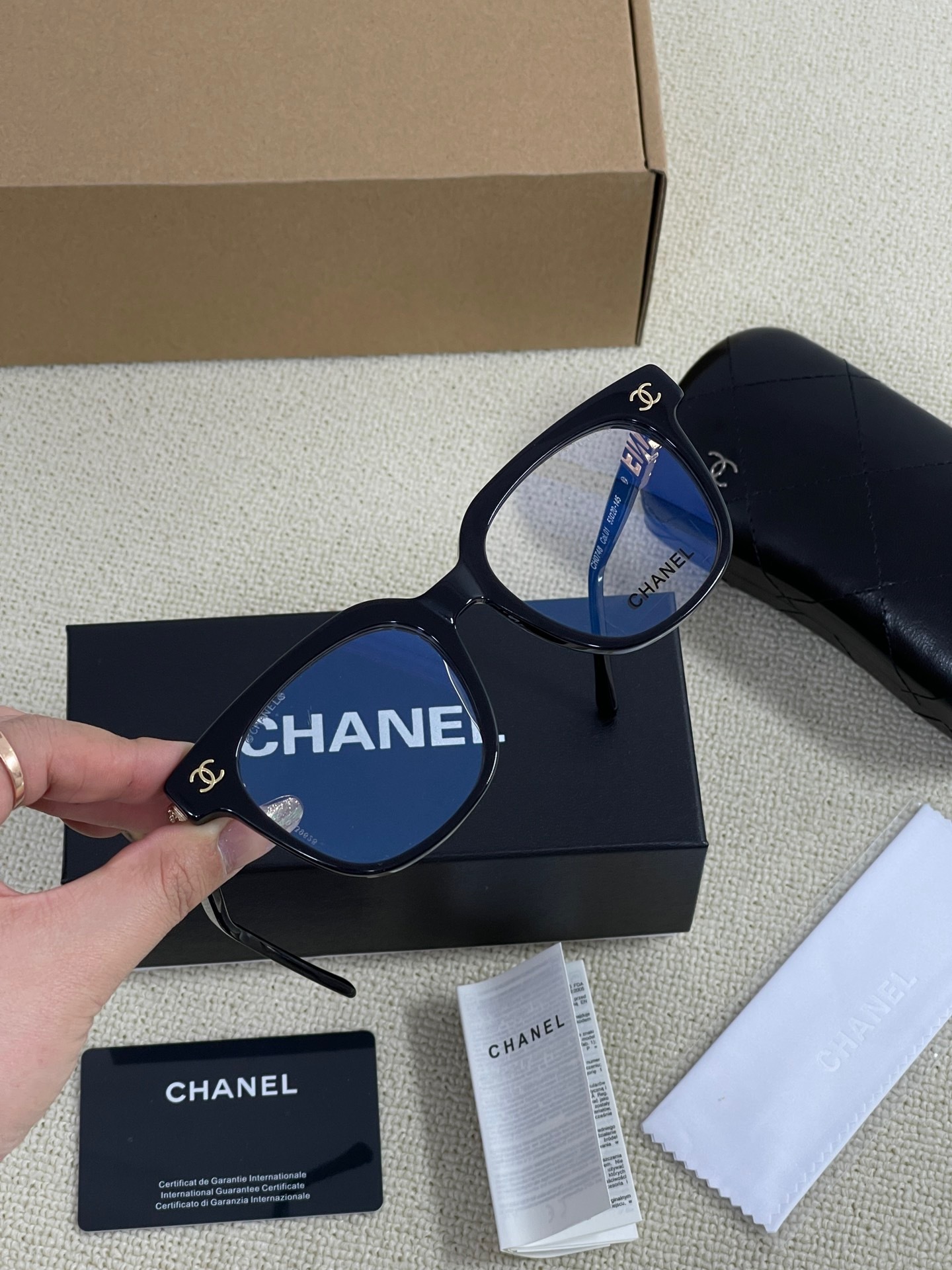 A2296B3B-E772-4246-82DB-CCC1E2E9836A