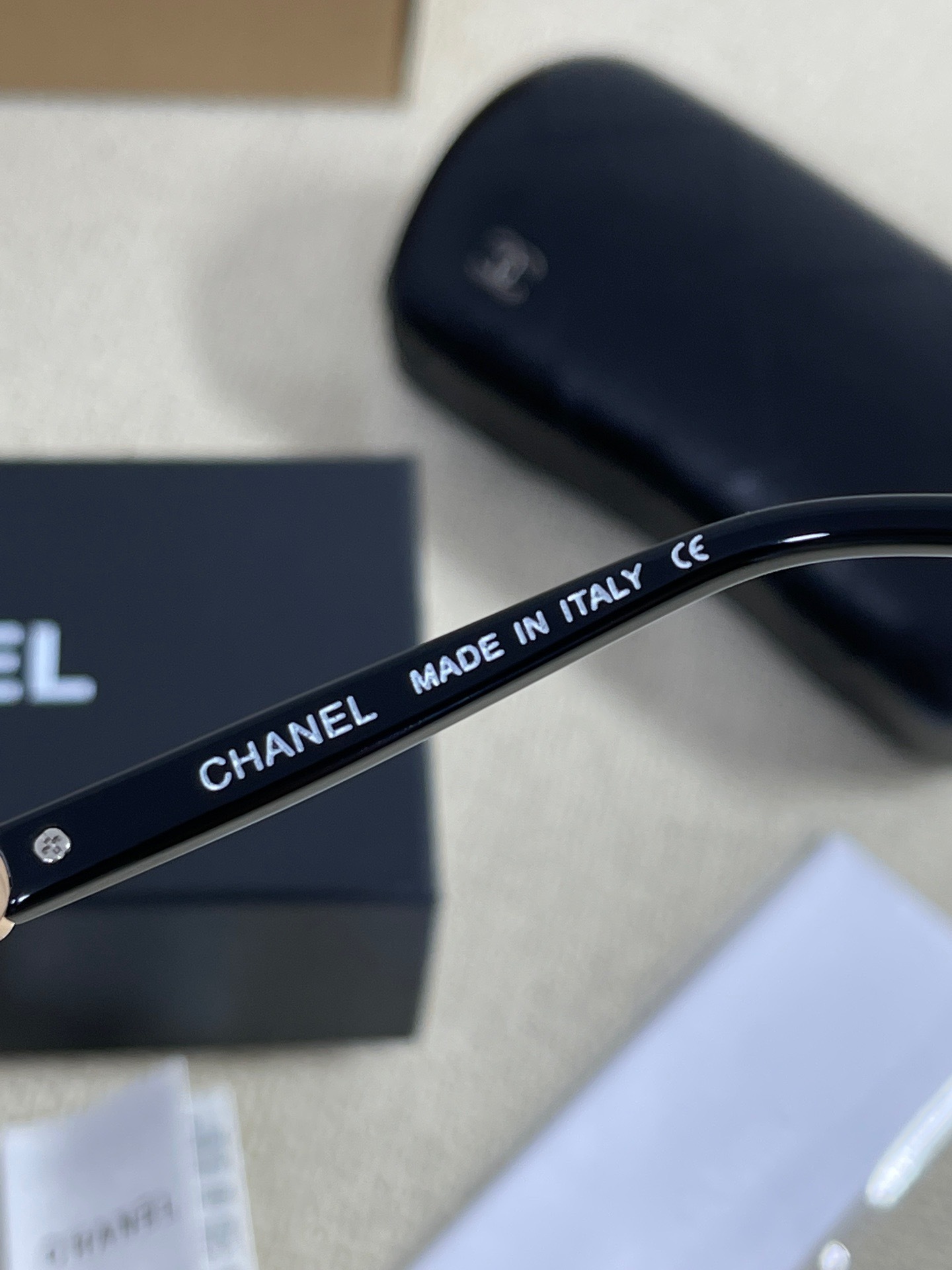 FD2C6089-3B9E-4AF7-94C3-CE3643364015