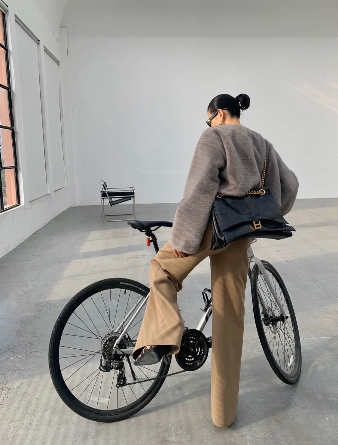 A26EB8A4-AD5C-474A-AEB0-99B7FC30A354