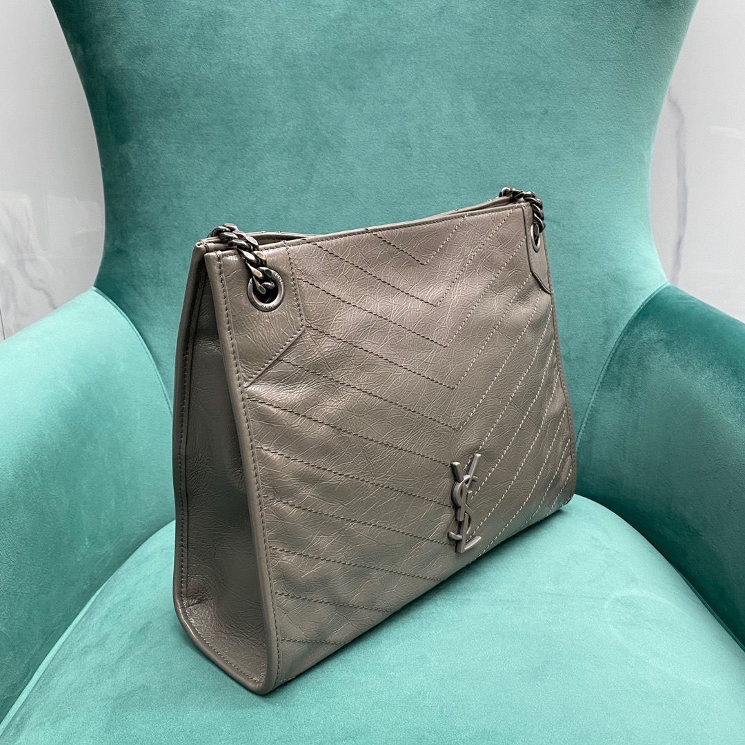 5BF84E57-01FE-4929-8BC7-BEB79821FE3F