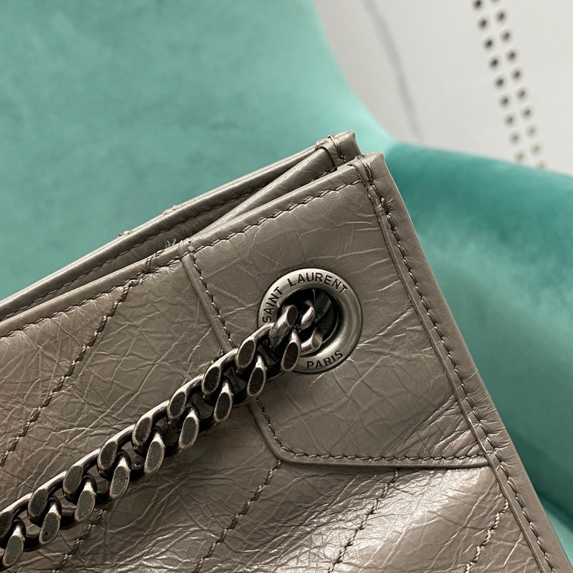 48847301-0E07-4793-9172-ECB9E29588B3