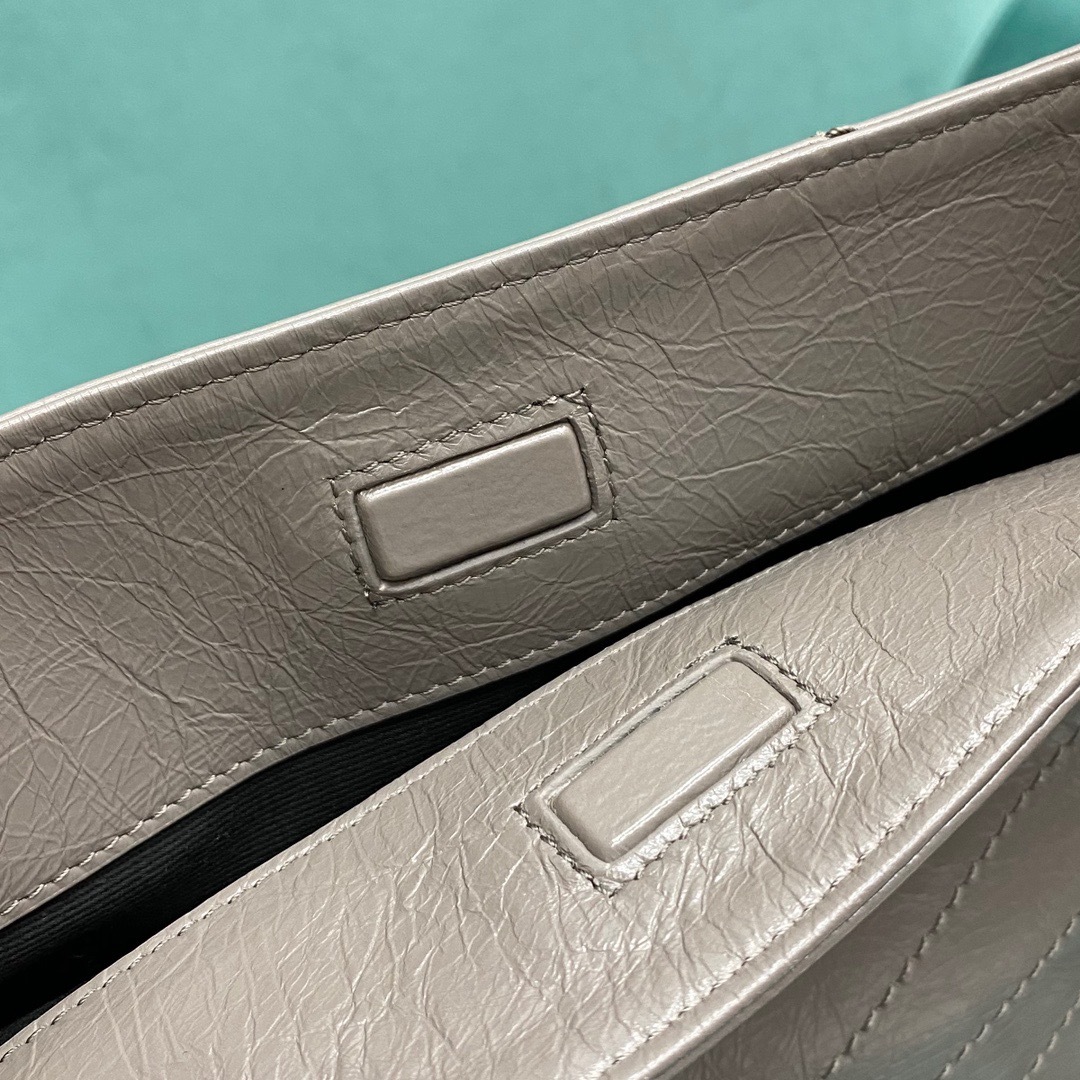 B0660783-4E5B-4335-81C8-6042CD824259