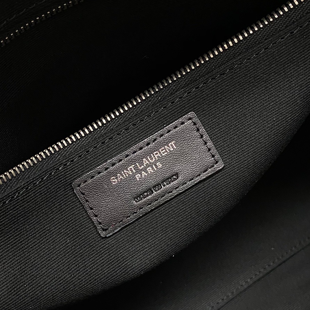 2789C0AA-62D6-43E4-A29F-6F4C2A95E769