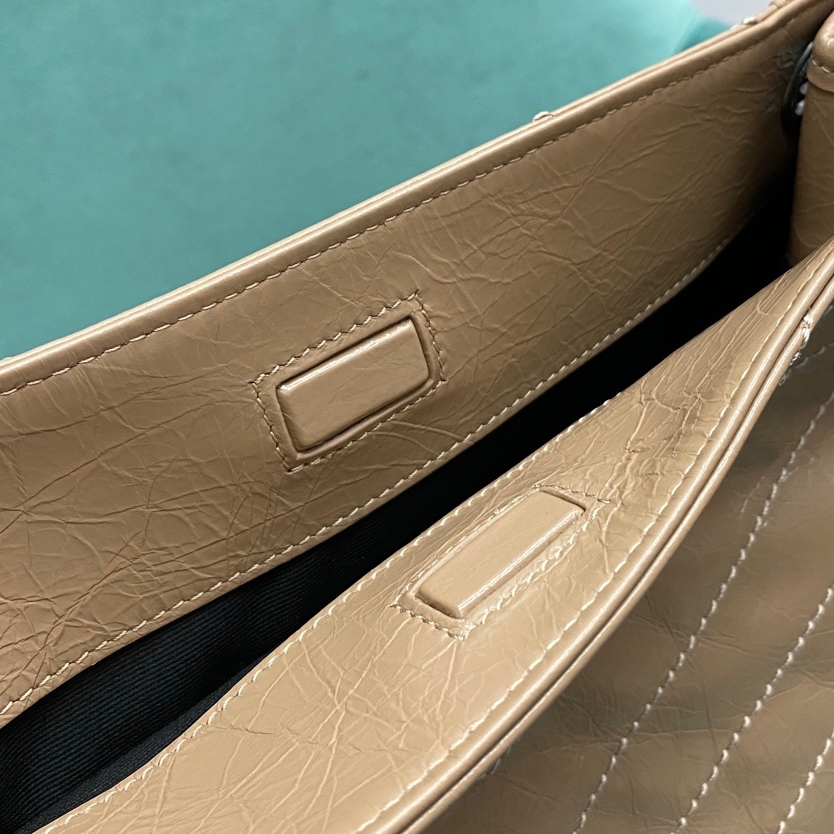 48C30188-B740-45C1-8D0A-E9E4EA2E0A6D