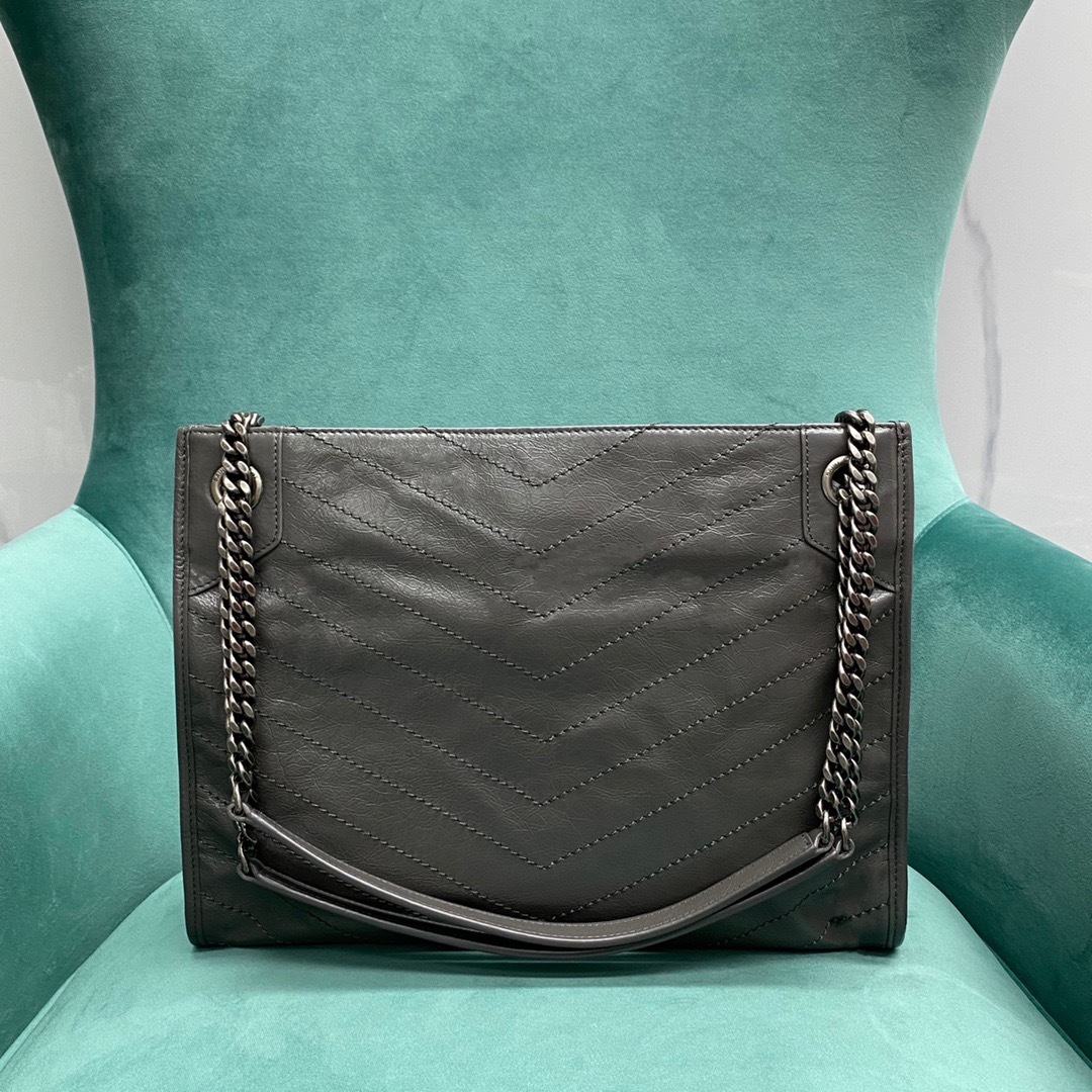 1388D2E2-2CE5-4F3B-B0E2-A4EBCA27A9AD