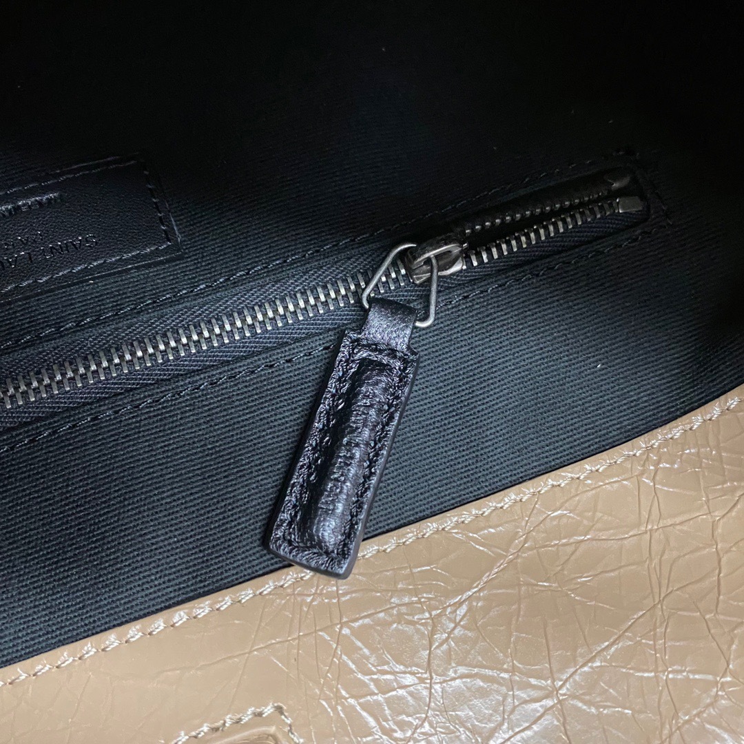 F32F7BAB-F07D-4736-9E4B-A2322E37E98E