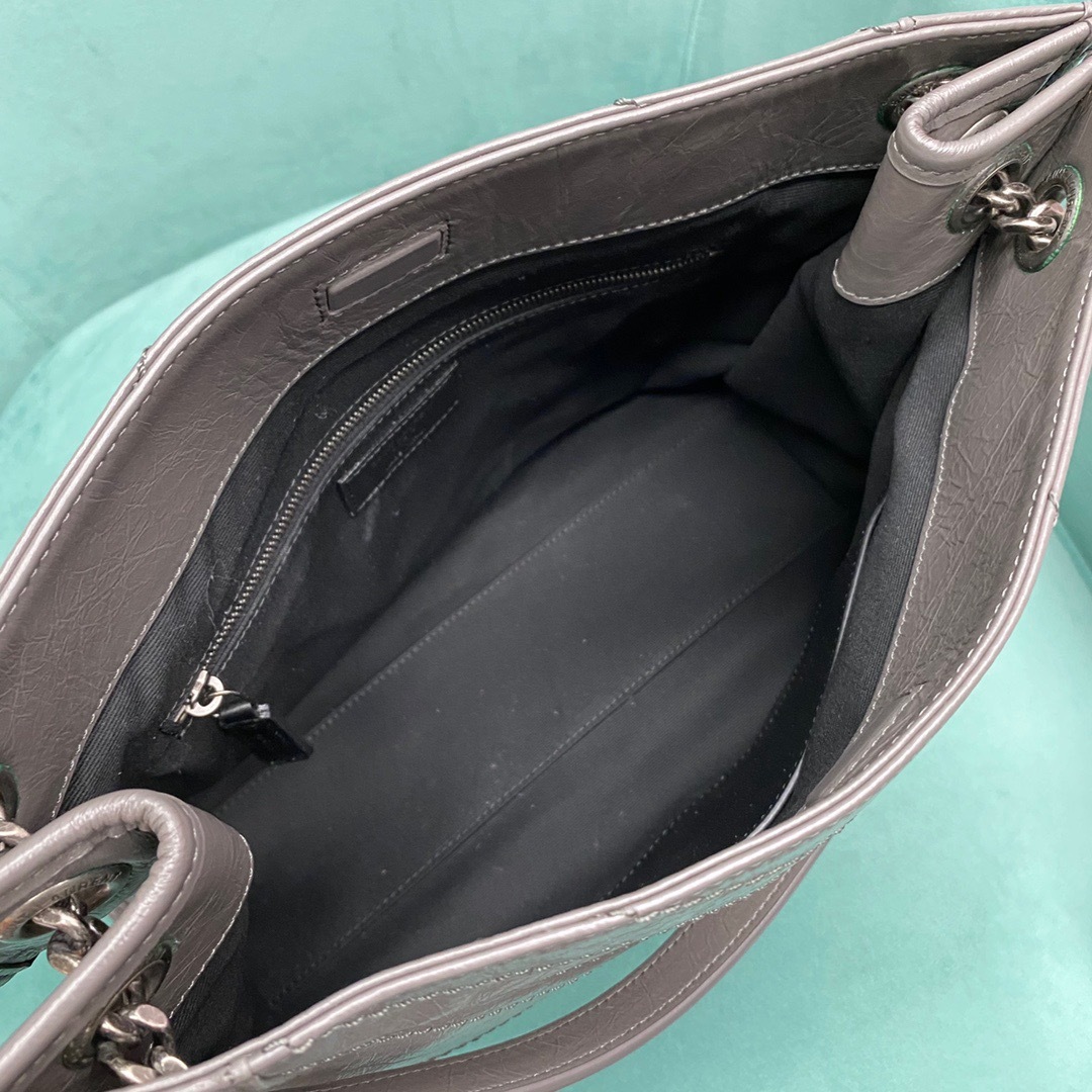 E76D894C-95B9-475F-AA43-ABB6909D7DAC