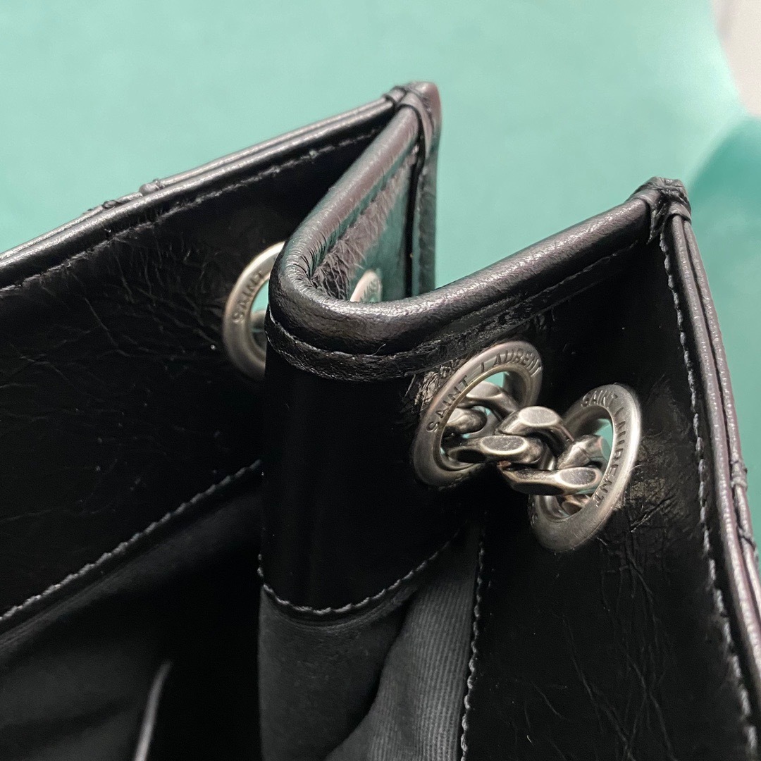 B6DF9E4E-12FA-4E8A-9851-B0942BB1E5BA