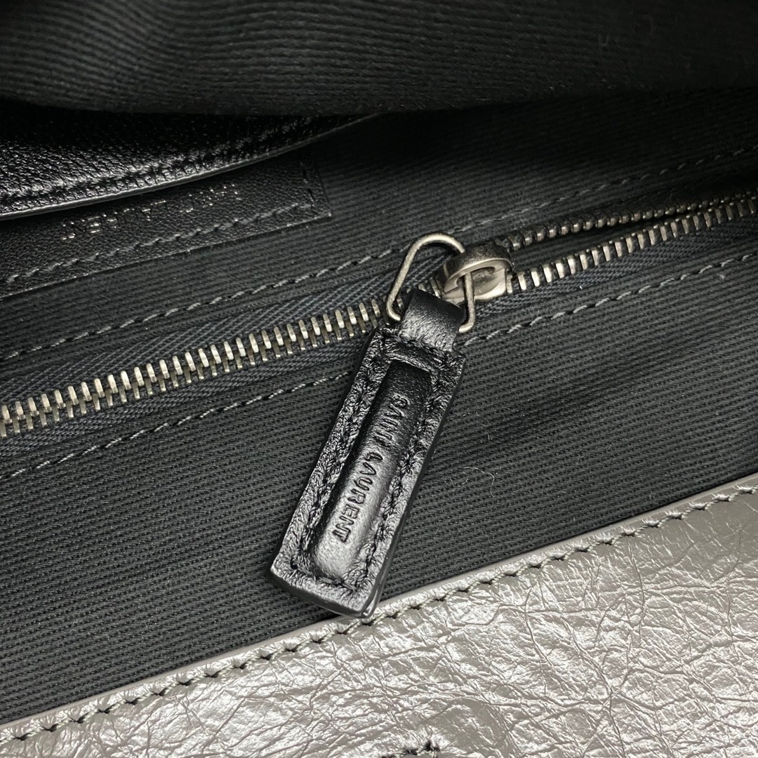 C779E092-80FF-4C34-9D60-FBCA3047D76B