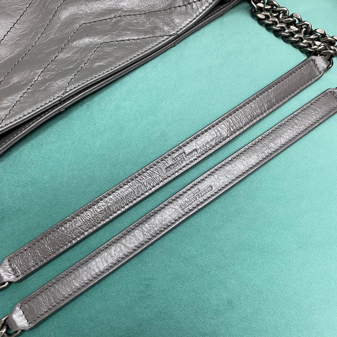 447B88A1-1946-4235-B0F6-BFC61FF0139A