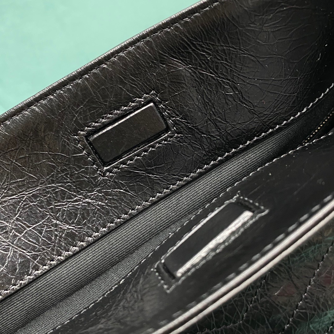 4804F649-519B-43C5-9566-21F3B99DA77A