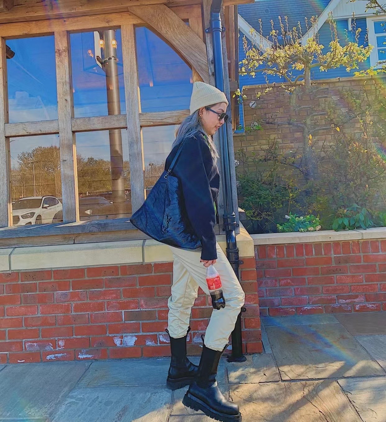 542EEABB-EACA-42E8-8469-610E10BFAC06