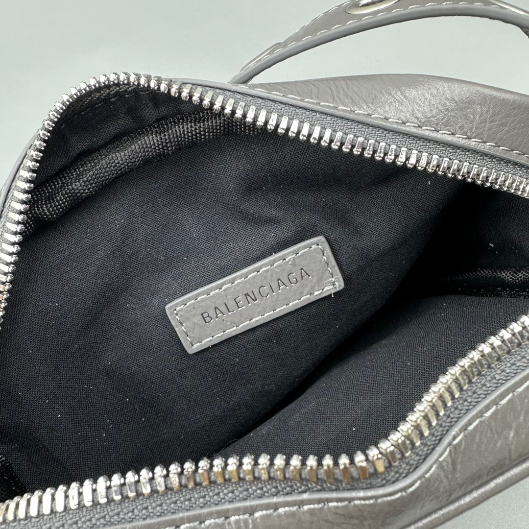 2C24EF49-E876-4E02-A1FC-B5590DDFBA13