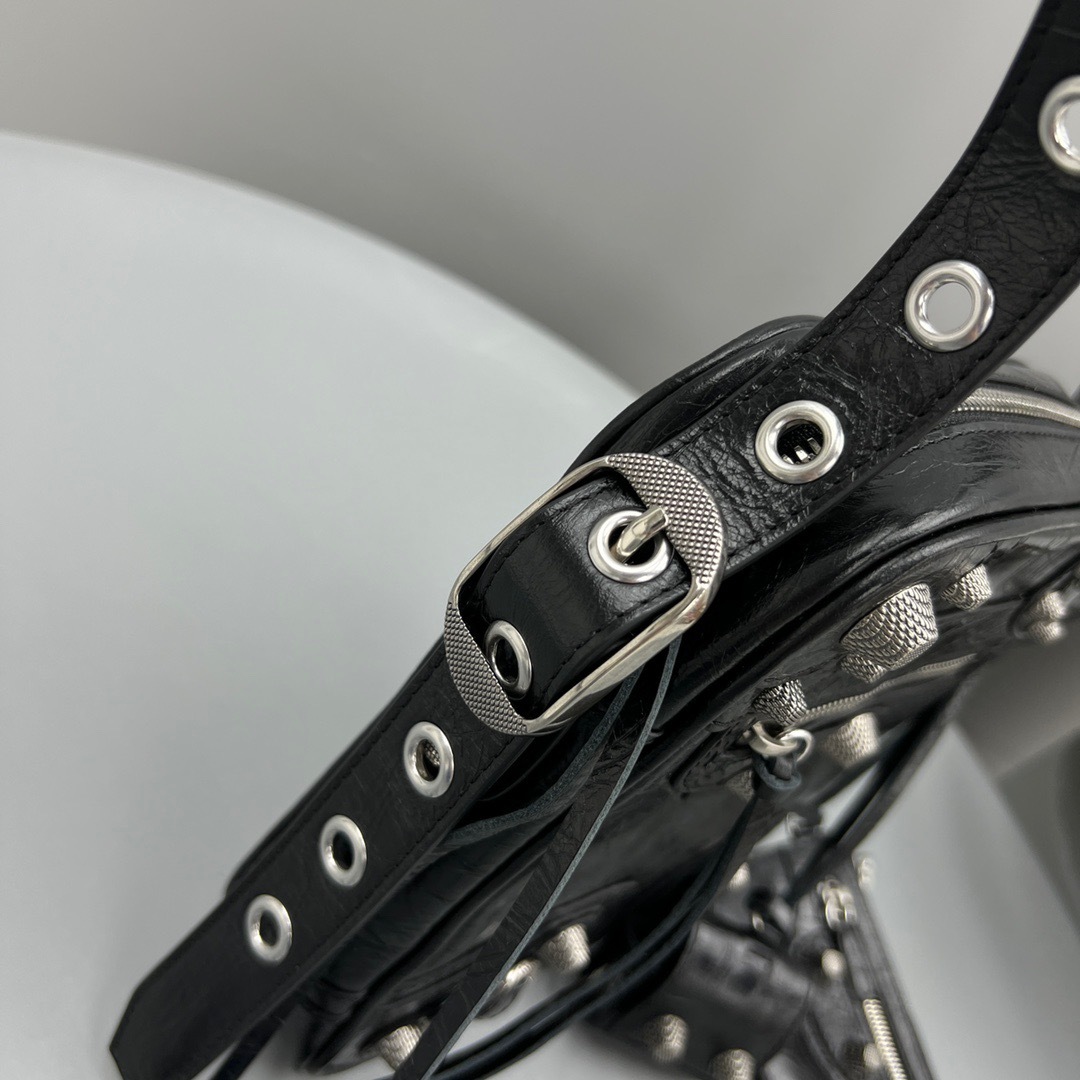 DF50A0C9-99EB-459A-8033-A6AC9EE7AEB5