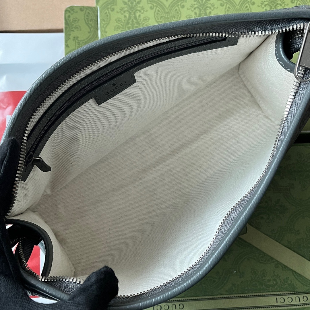 9530096B-E103-4613-8F93-C1E5669F6692