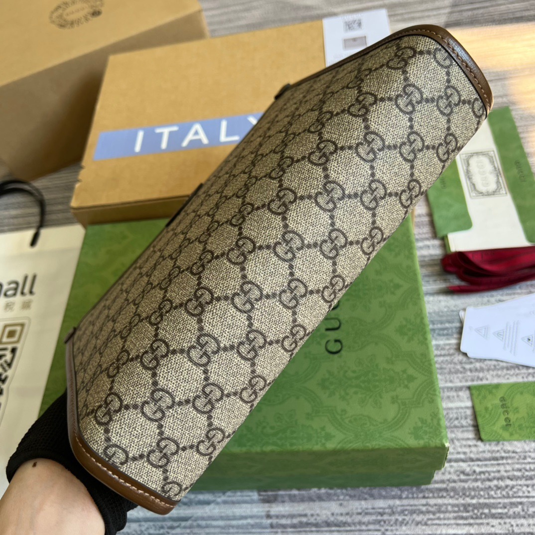 F970392C-4E0B-4821-A9C7-904BB1CEE5FE