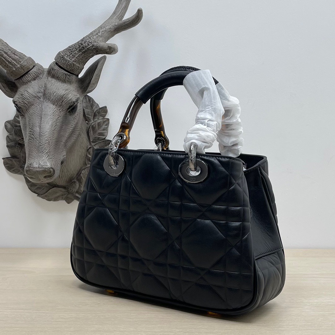 2A1EF9C5-C32E-476E-9D41-3736A70DB6A7