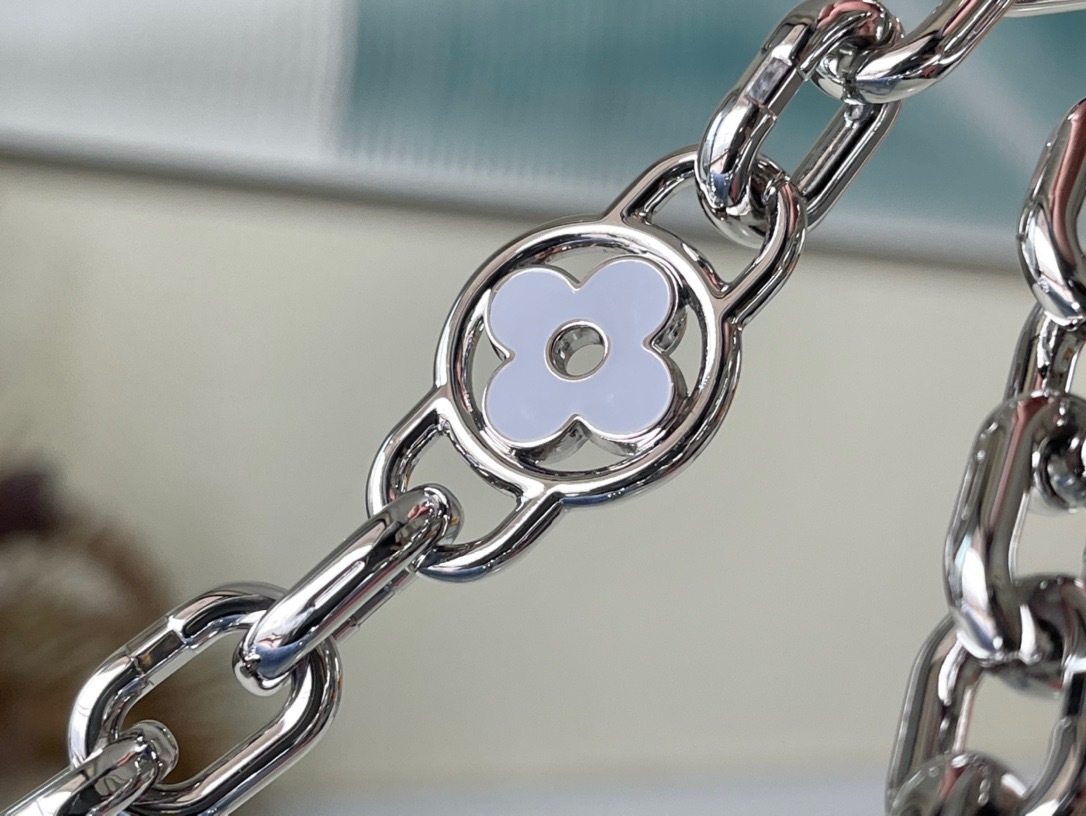 17806CE3-6829-4584-942C-5DF811BDD5DD