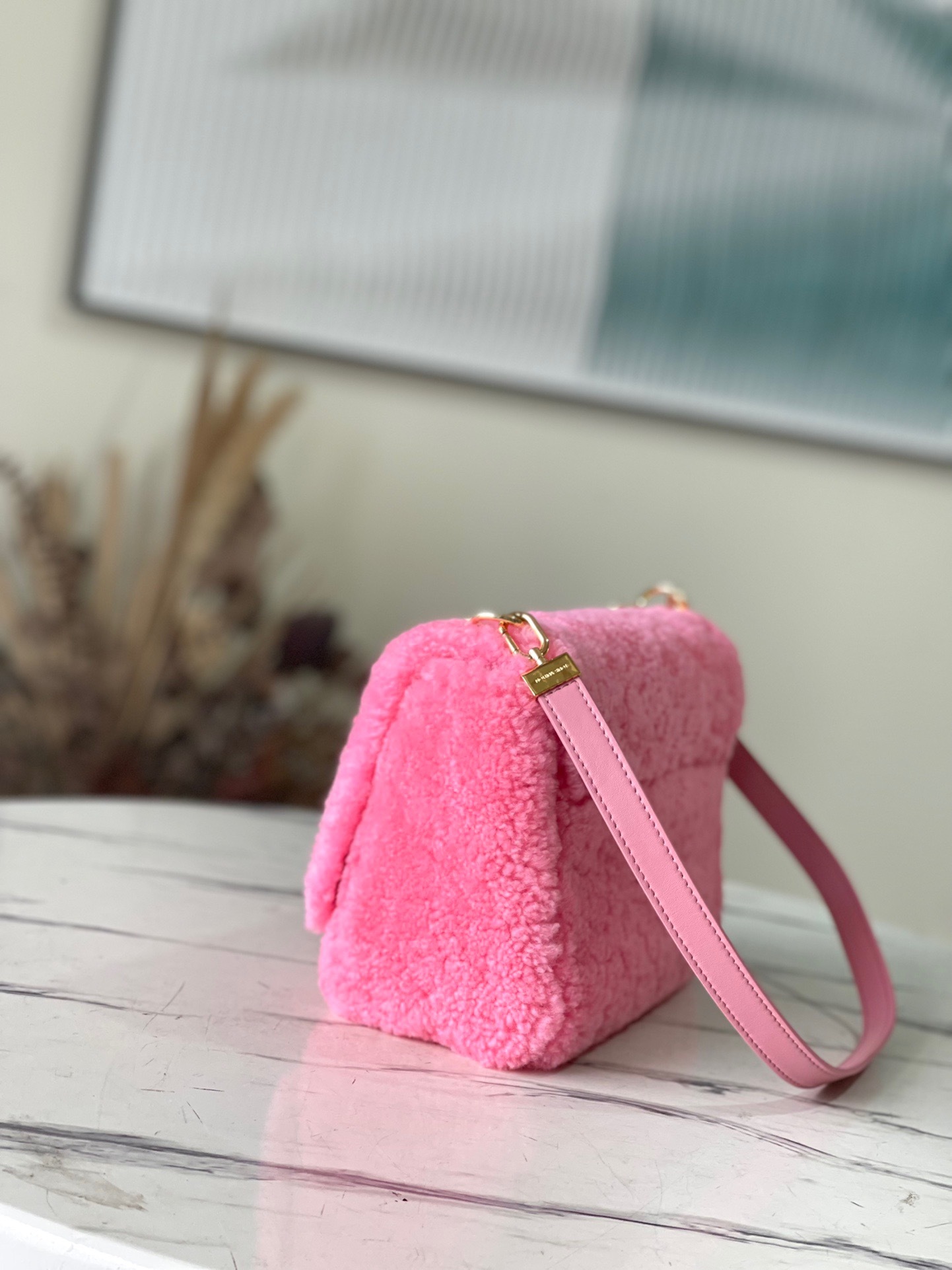 7827607F-4A49-4A62-890A-B4BF27C944CF