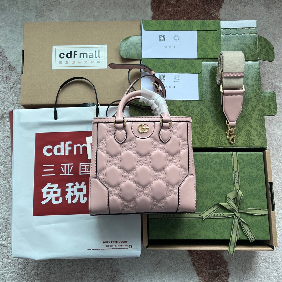 5CB8BAA5-BDDA-43C3-8EE6-CC65F3448097