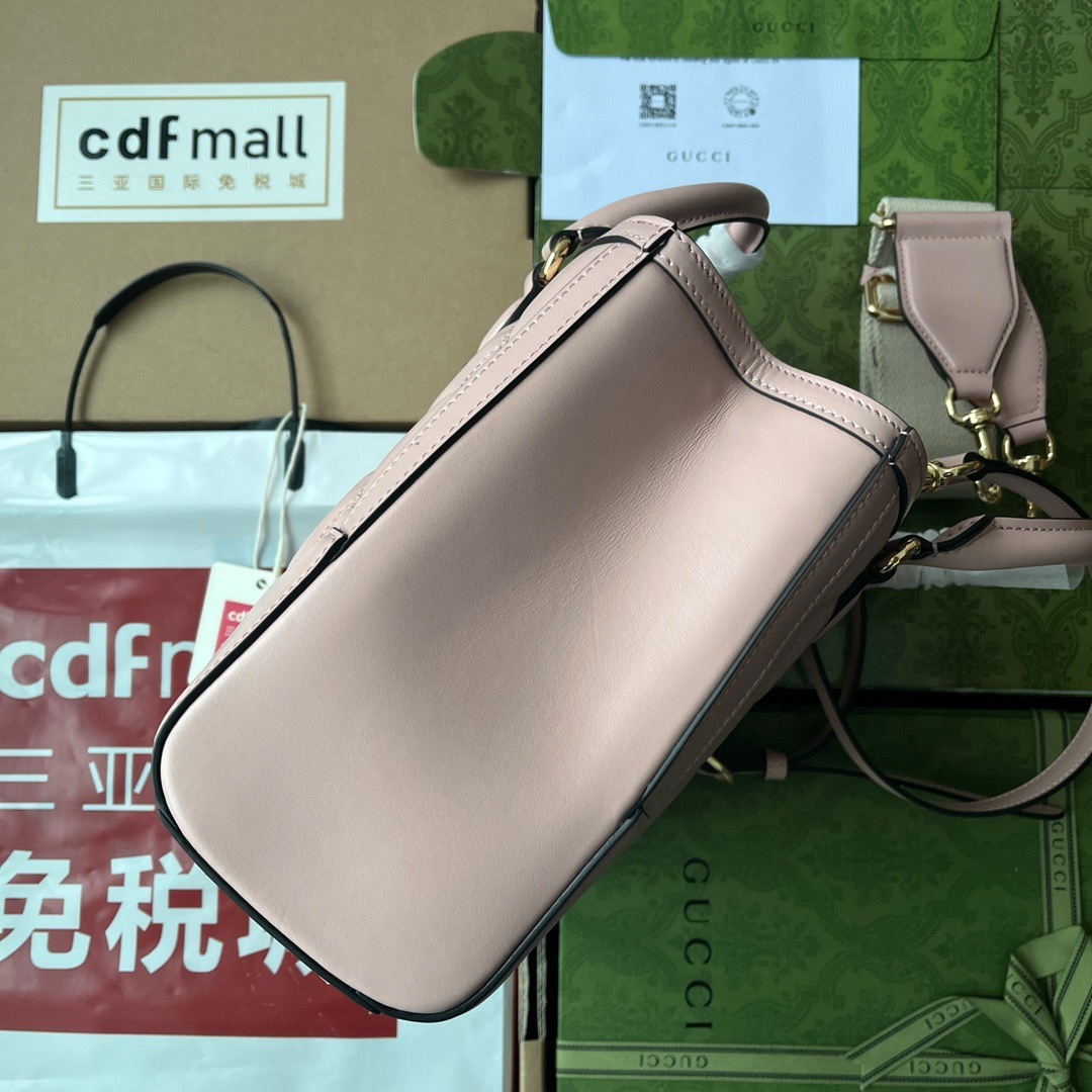 4E261E5F-1F4E-4E9B-B0B5-C9B1DA5BB982